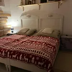 مزرعة للإقامة Bonaluti Mirsk