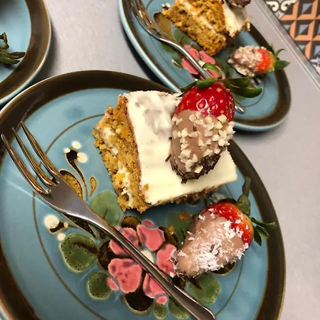 팜스테이 Bonaluti Mirsk