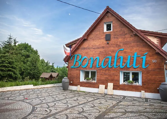 مزرعة للإقامة Bonaluti Mirsk