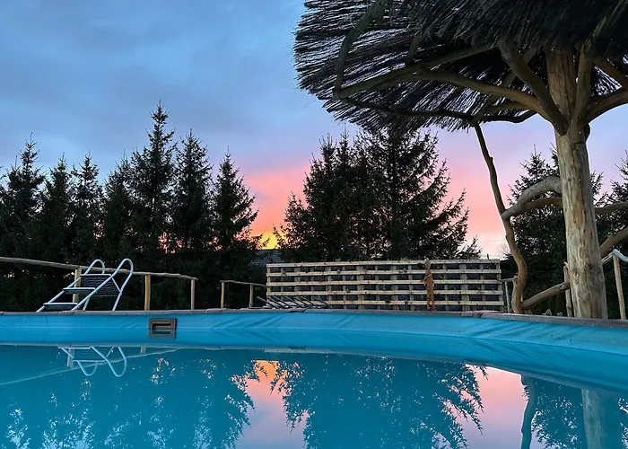 مزرعة للإقامة Bonaluti Mirsk